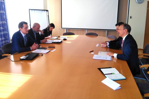 Giles Dickson CEO from WindEurope having meeting with Lithuanian energy minister