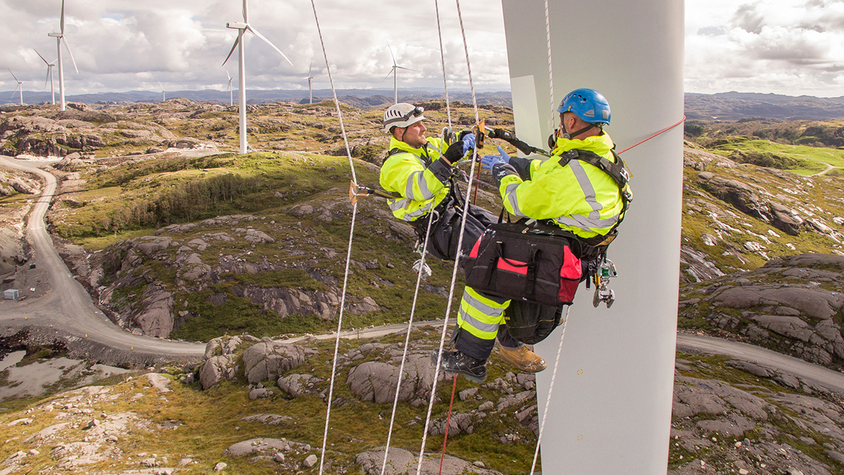 Europe Takes a Giant Leap Forward in Wind Energy Manufacturing